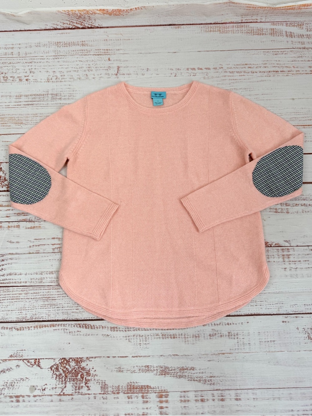 Two Bees Cashmere Women’s size Small Pink Elbow Patch Sweater
